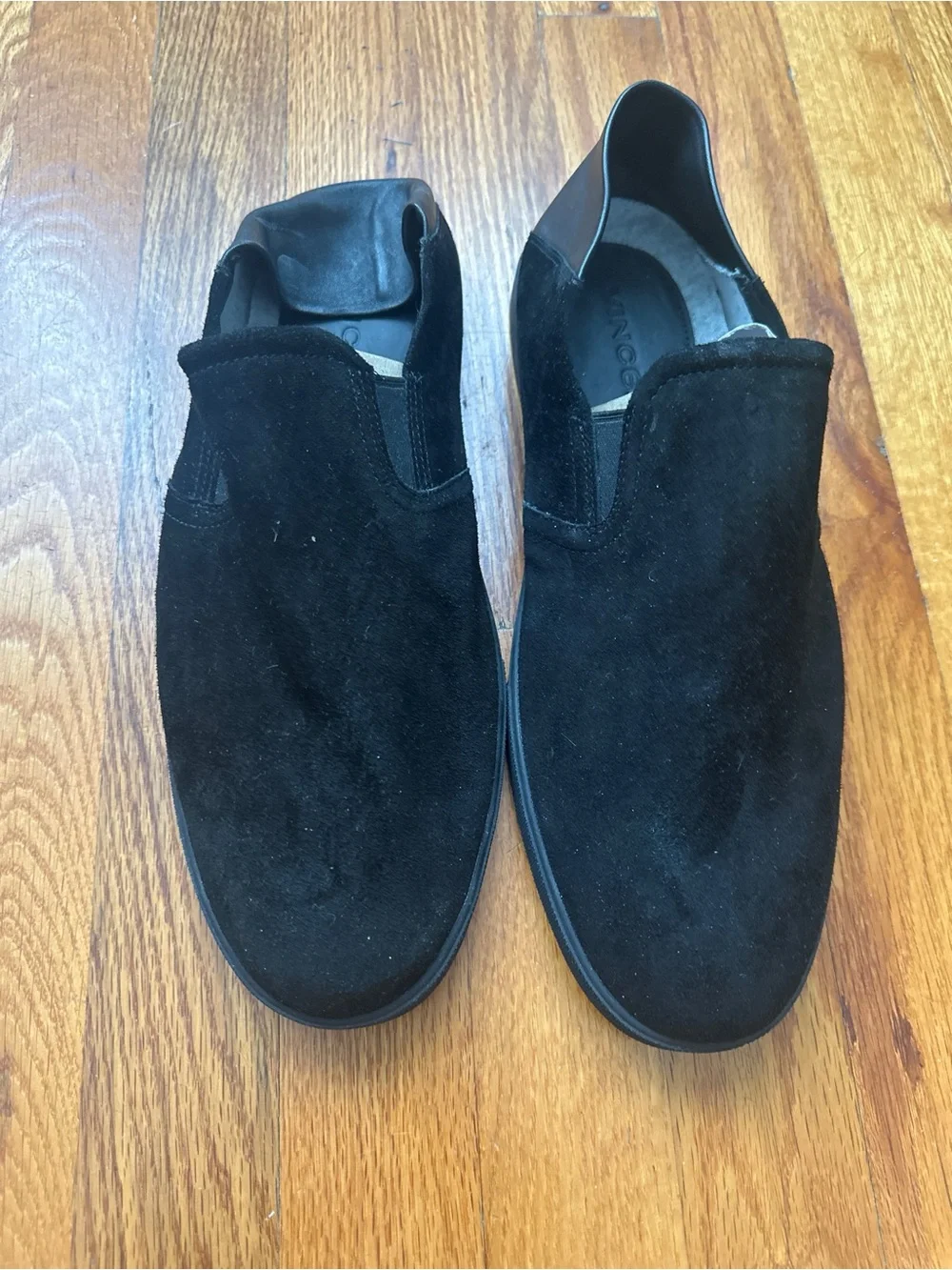 Vince Men’s Lakewood Suede Slip On Sneakers Black 11 M Low Top Luxury Loafers